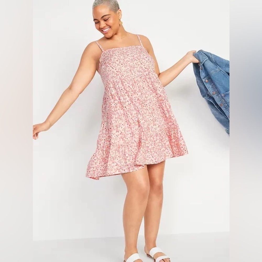 Pink floral dress with pockets.